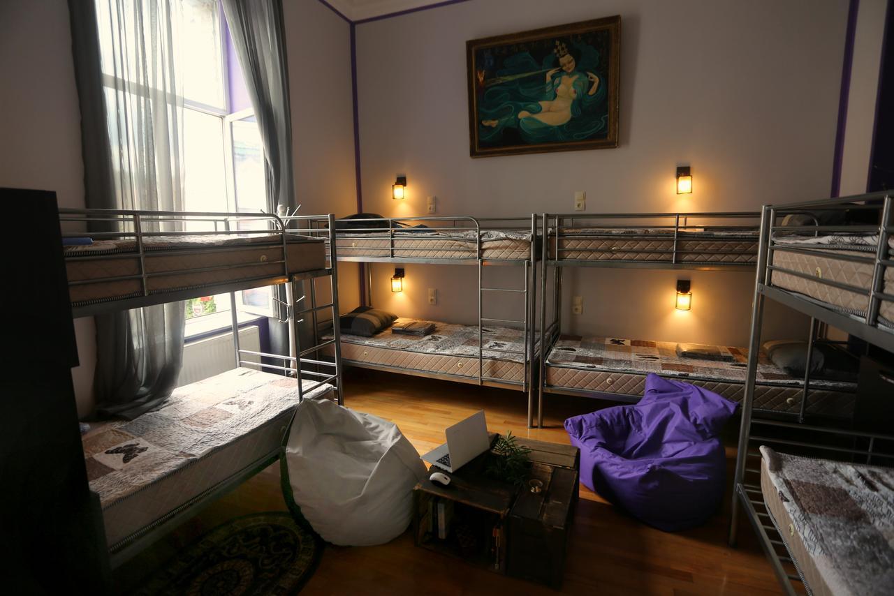Lilus Hostel باتومي المظهر الخارجي الصورة
