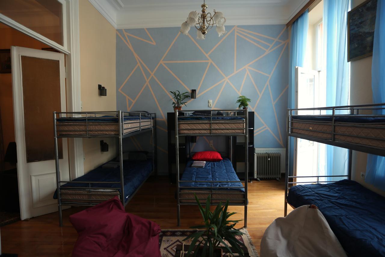 Lilus Hostel باتومي المظهر الخارجي الصورة