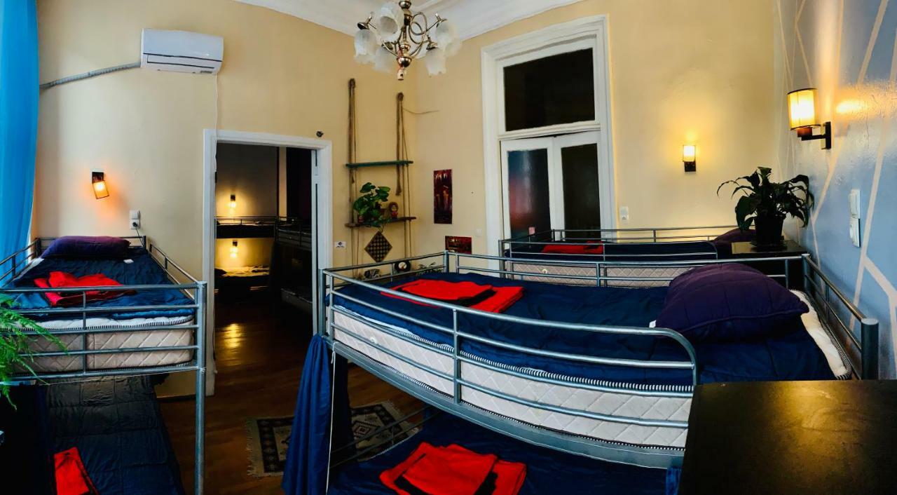 Lilus Hostel باتومي المظهر الخارجي الصورة
