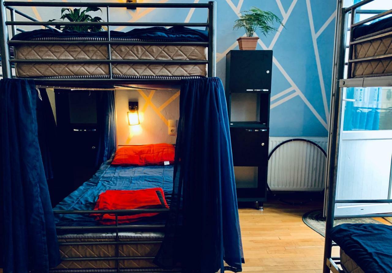 Lilus Hostel باتومي المظهر الخارجي الصورة